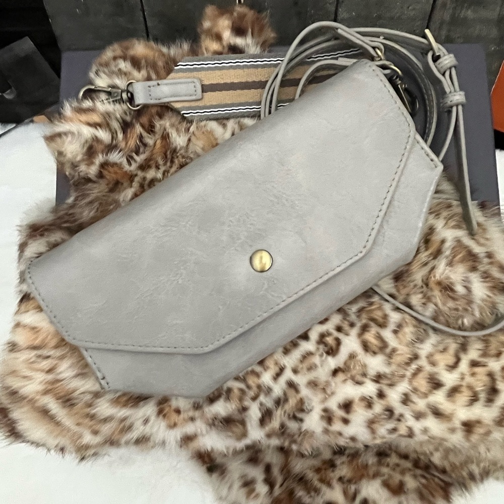 ANTHROPOLOGIE Gray Wristlet Crossbody Purse Wallet
